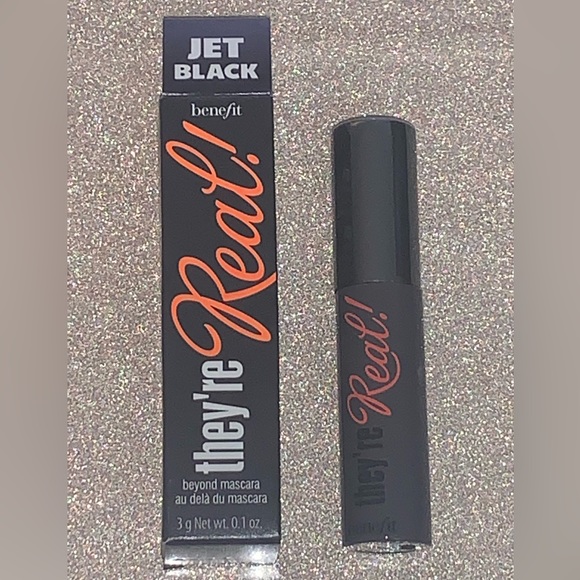 🍒2/$28 or 3/$38🍒 Benefit They’re Real Mascara - Picture 4 of 6